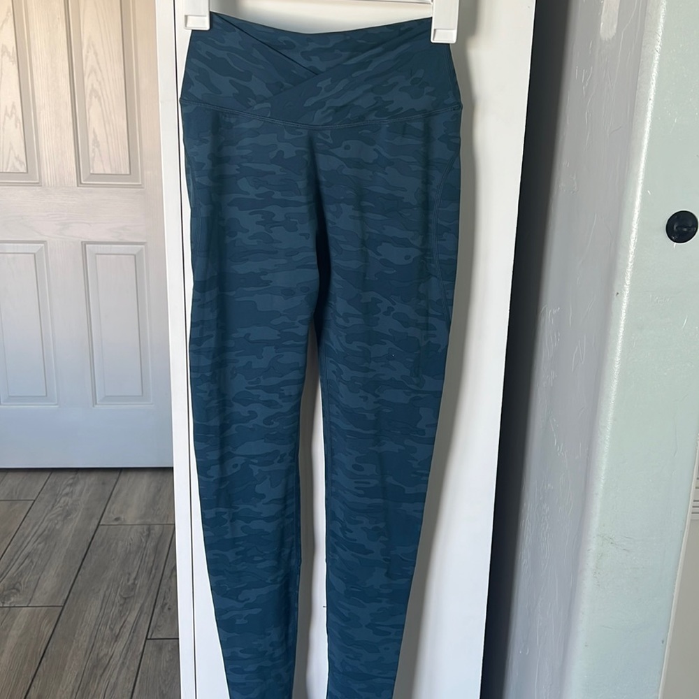Alphalete leggings